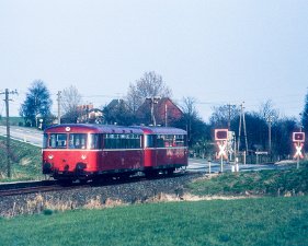 Eutin - Neustadt Über die Strecke zwischen Eutin und Neustadt lief von 1963 bis 1980 ein Teil des Güterverkehrs der Vogelfluglinie. 1982...