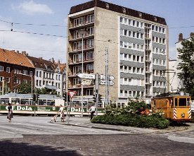 032216_353.1280 Die Arbeitswagen wie der Schienenreinigungswagen 353 befuhren auch planmäßig sonst nicht befahrene Gleise, so die Schleife Belvedere.