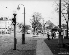 09404_ha278_tonndorf.web Signalgesicherte Einfahrt in die Endhaltestelle Tonndorf, Ahrensburger Str./Dammwiesenstr.