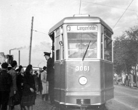 ha007.web Prototyp-V6 3061 (vorne mit Doppeltür), Wandsbek Markt