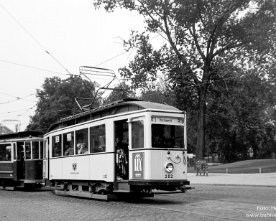 lu026 Tw 282 + Bw auf Linie 2 am Lindenplatz