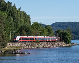 20160901-HE-010.1280 NSB BM74 514 (R11 Eidsvoll - Skien 809), Holmestrand