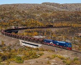 _HE11792 LKAB IORE 132 "Rensjön" + 107 "Svappavaara" mit mgt 9910 auf der neuen Norddalsbrua