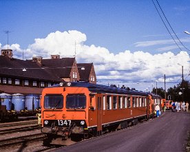 051828_haparanda Die älteren Schienenbusse wurden ab 1979 von den bei Fiat und auch in Kalmar gebauten Triebwagen Y1 abgelöst. Die Strecke von Boden nach Haparanda an der...